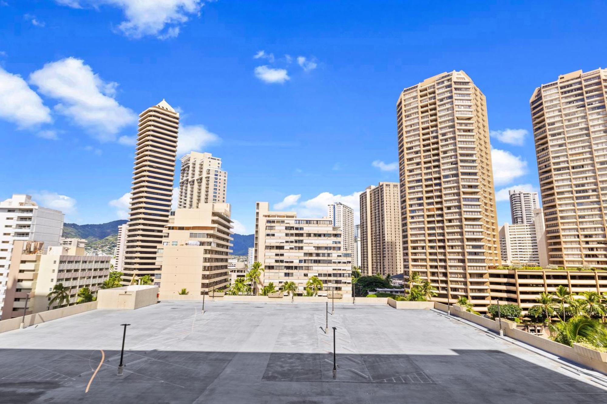 Waikiki Ilikai Marina