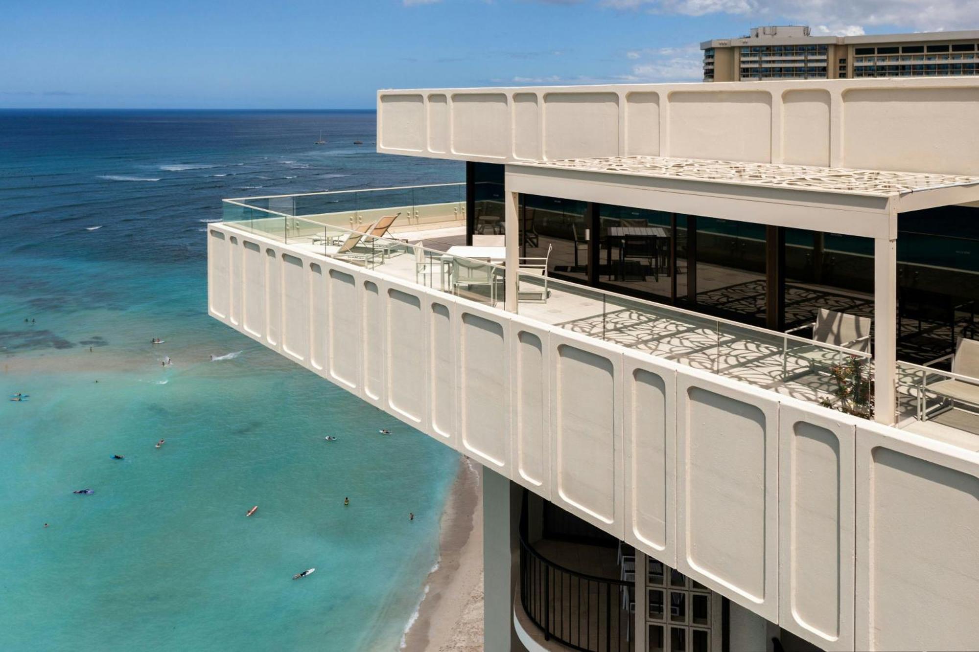 Moana Surfrider, A Westin & Spa, Waikiki Resort 4*