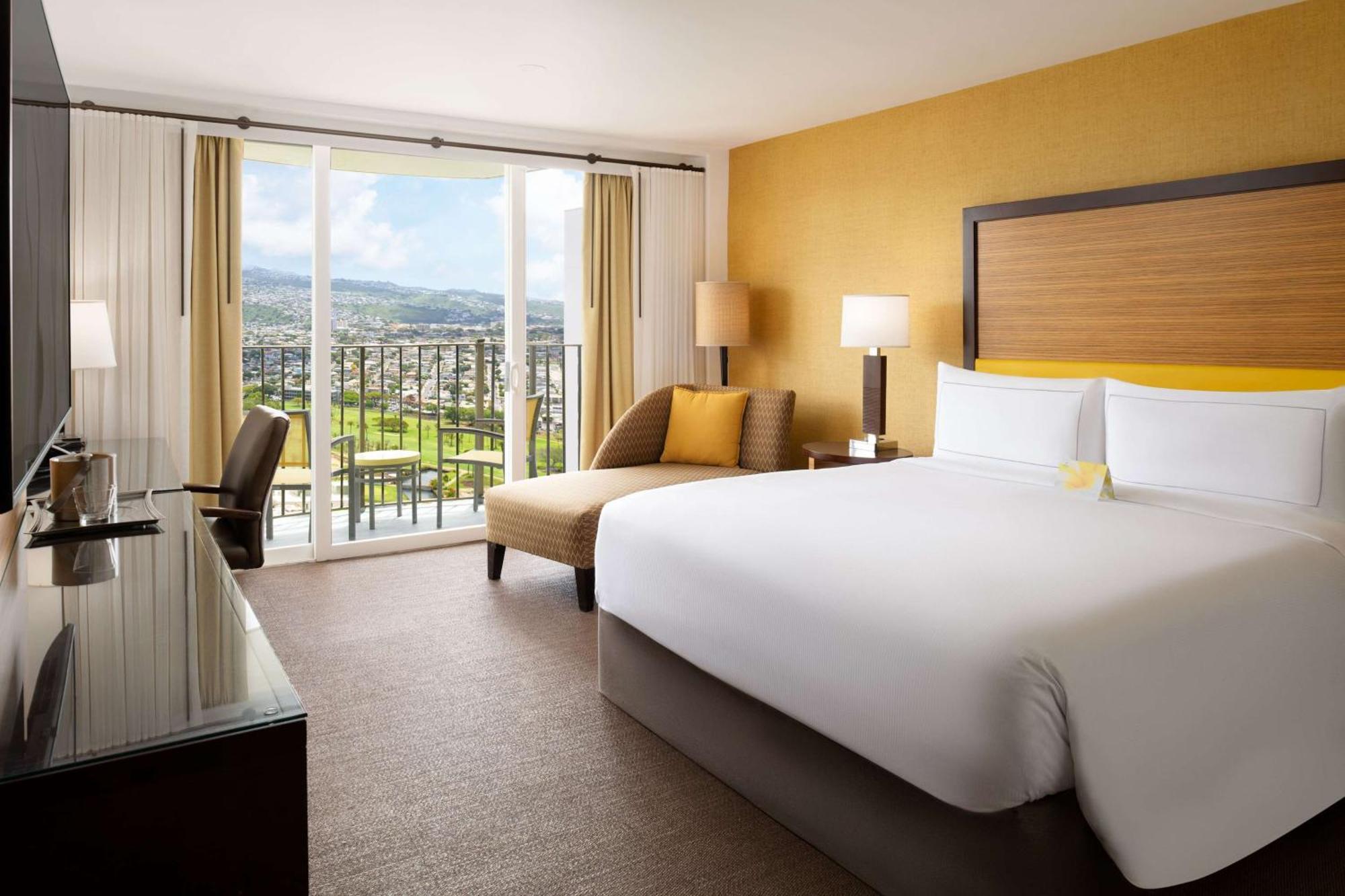 Hilton Waikiki & 4*