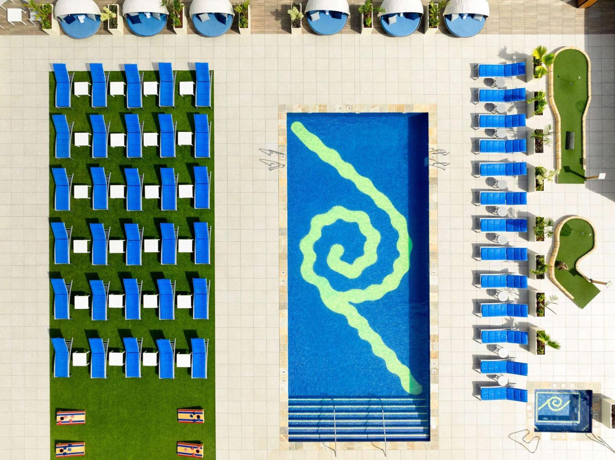 Resort Hilton Waikiki & 4*