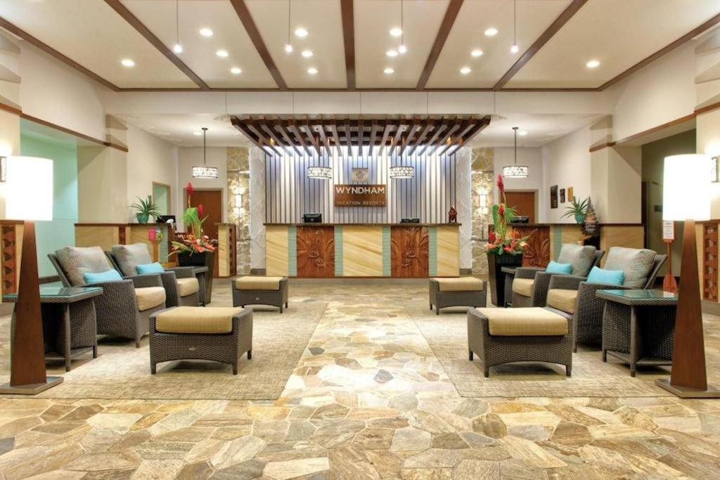 Club Wyndham At Waikiki Walk