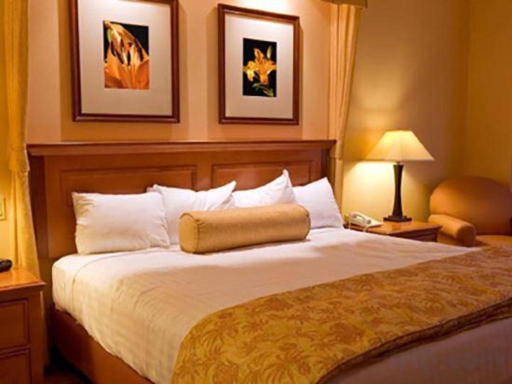 Club Wyndham At Waikiki Walk 3*