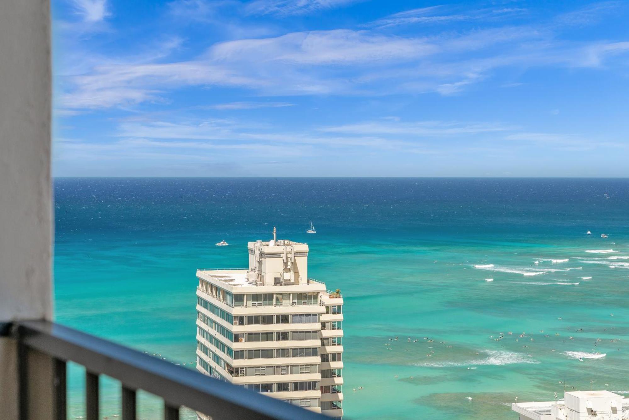 Stunning Ocean View Retreat With Free Parking * Honolulu