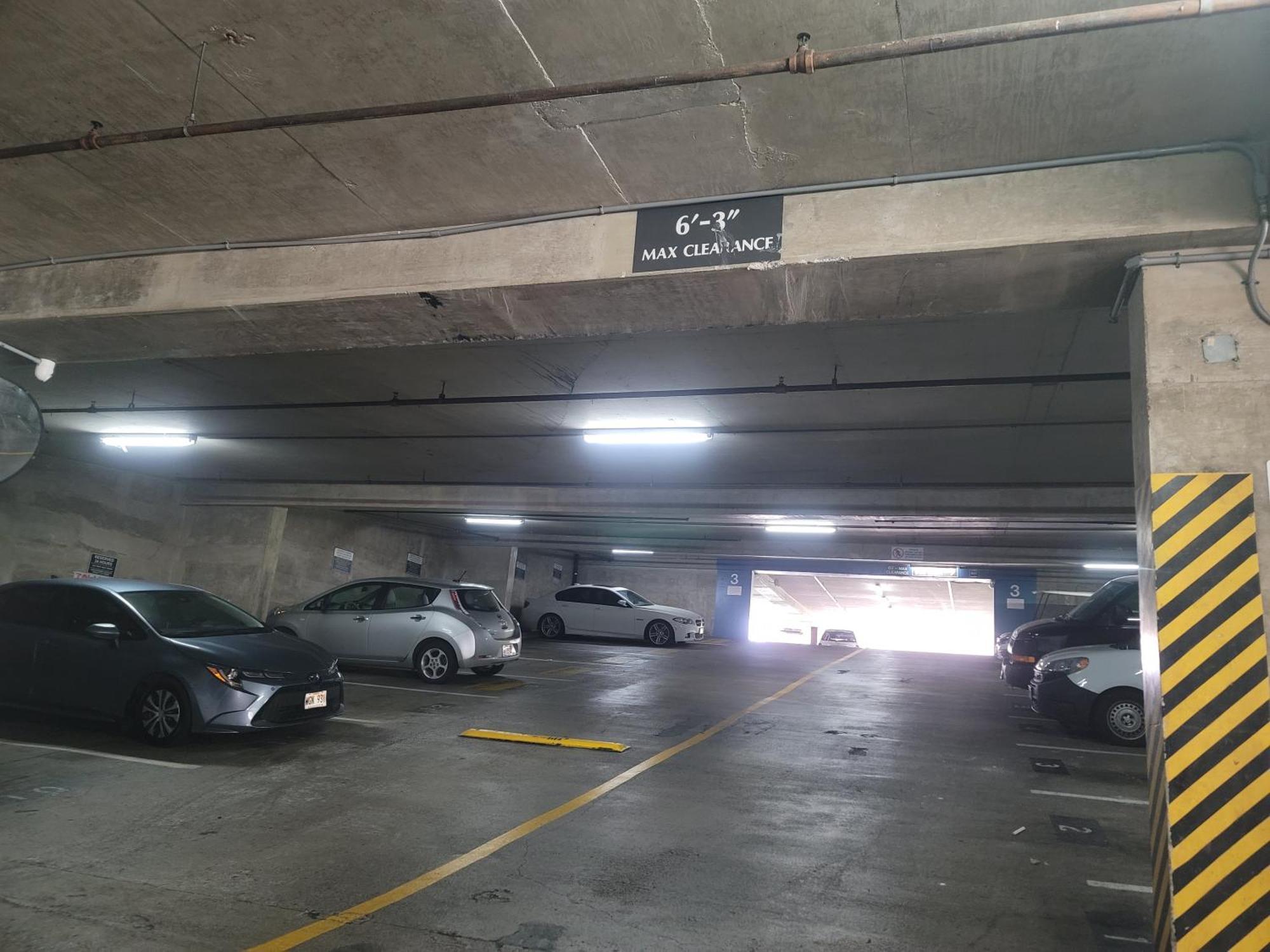 Condotel With Free Parking Wifi Ac Apartment