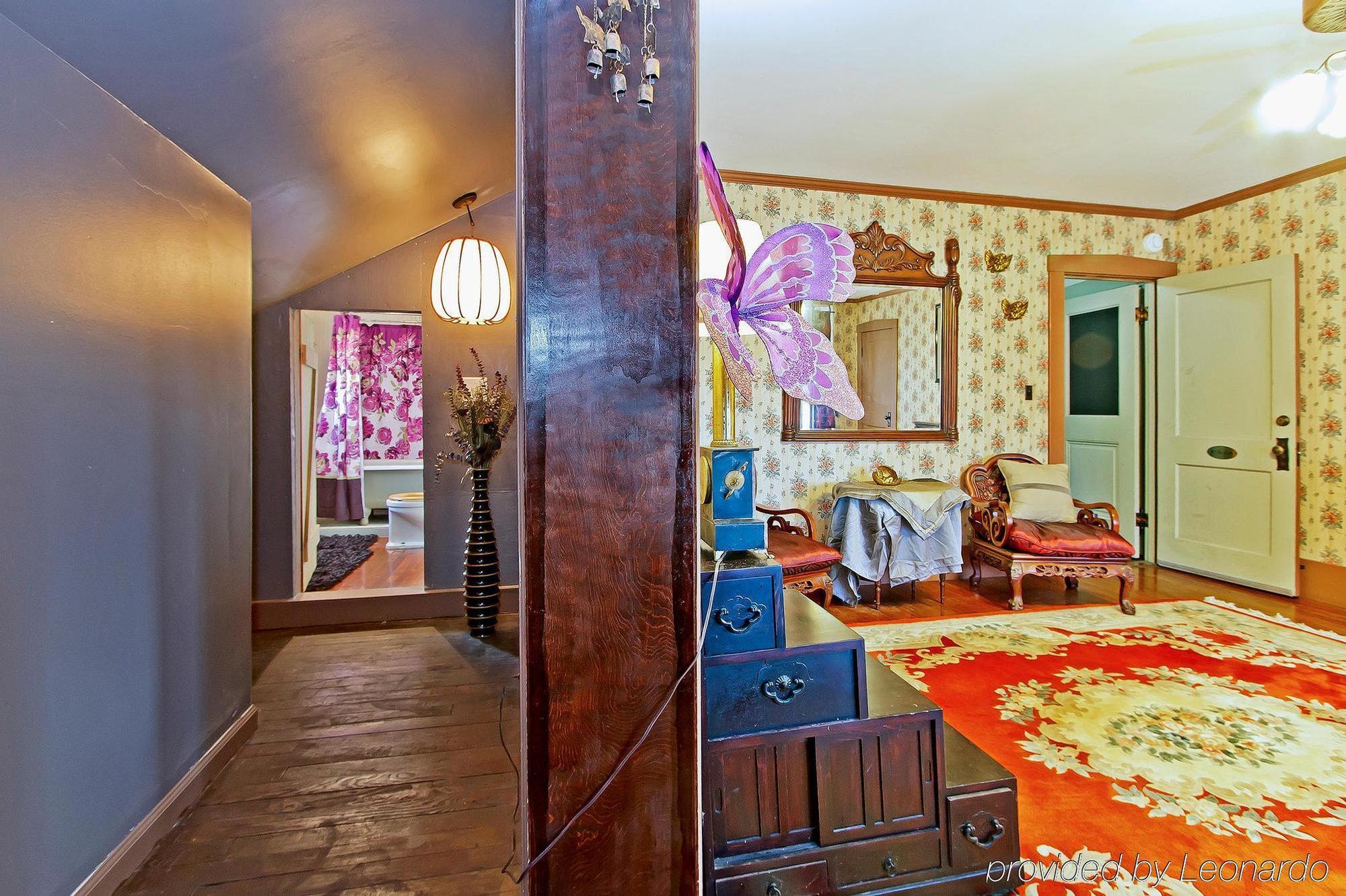 Bed & Breakfast Manoa Valley 3*