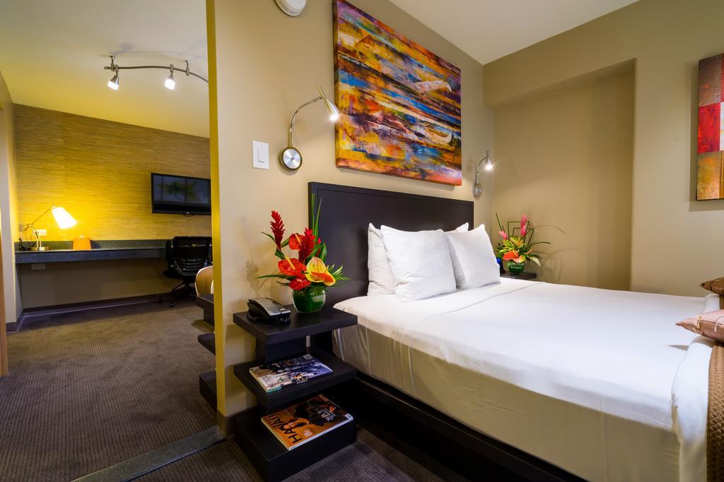 Hotel Vive Waikiki