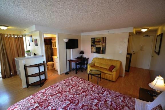 Prince Edward 603a Apartment *