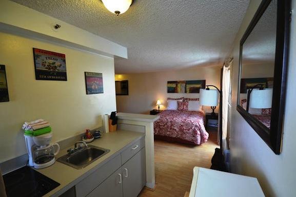 Prince Edward 603a Apartment