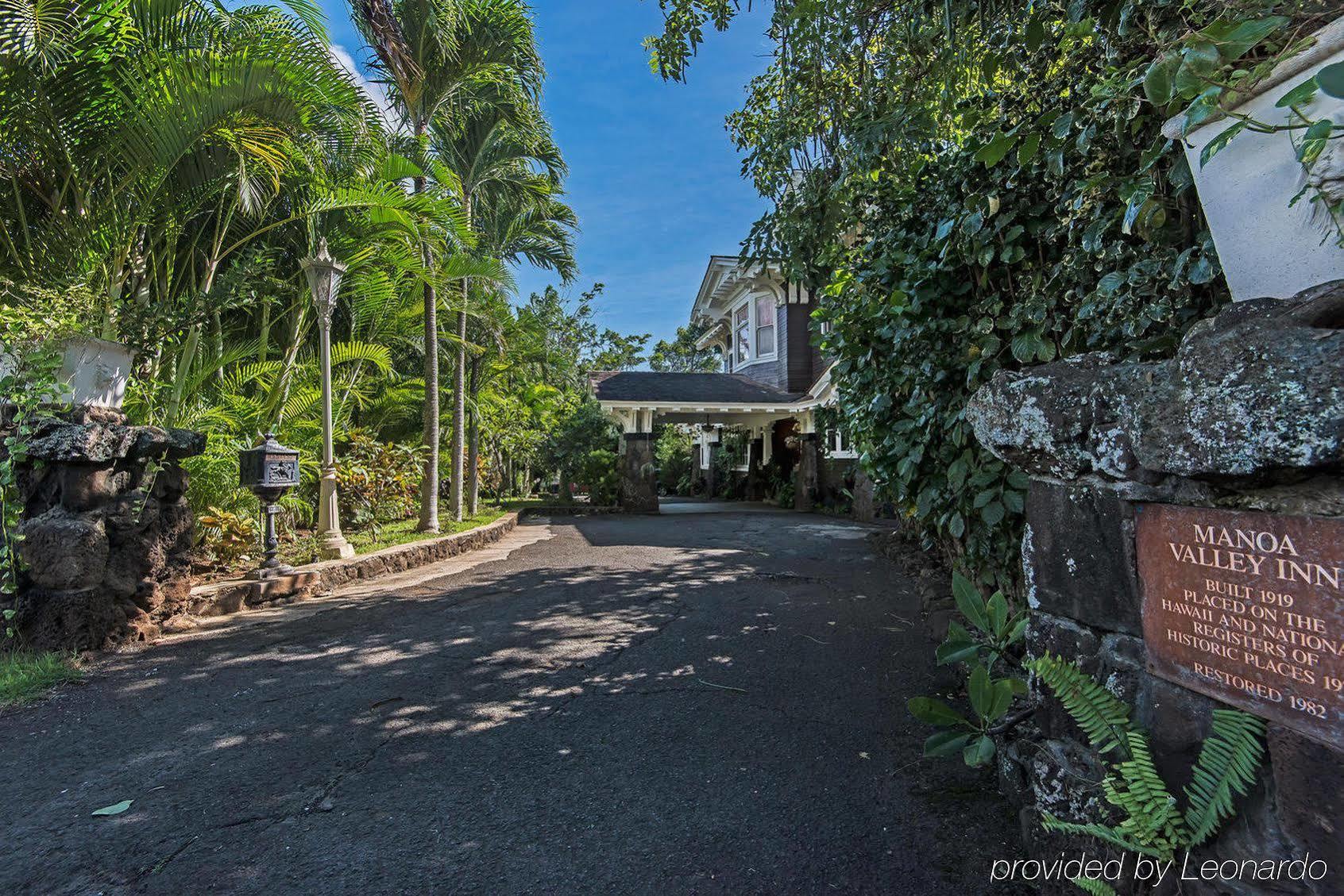 Manoa Valley 3*