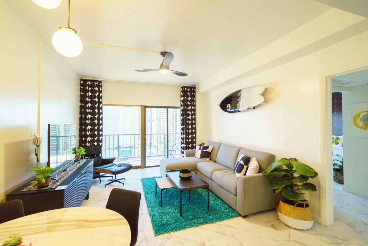Aqua Palms Waikiki