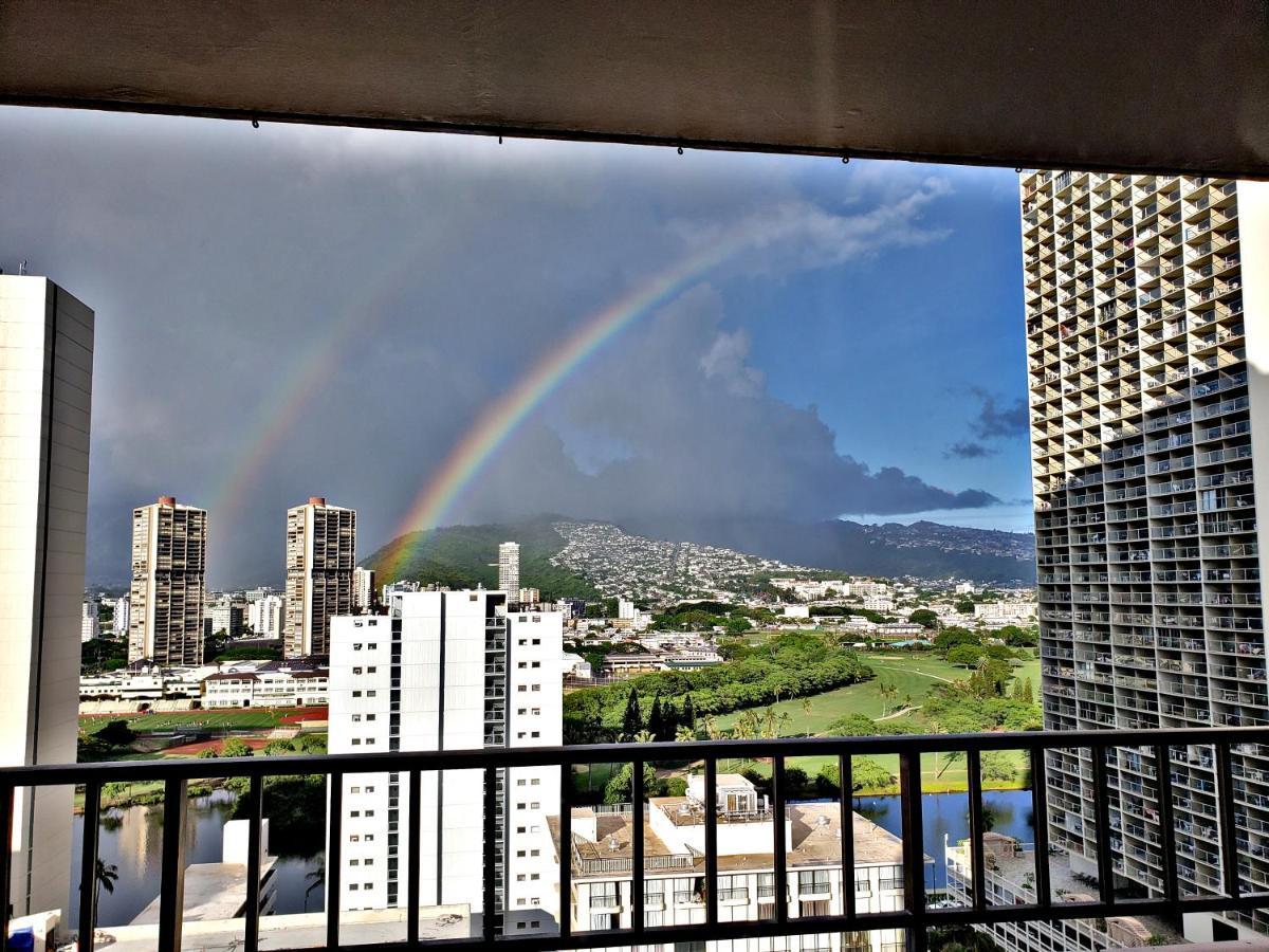 Private One Bedroom Condo, With Corporate Car Savings Code Included, Free Onsite Parking Apartment *