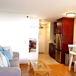 Waikiki Marina Studio, Ocean View, Free Parking & Wifi