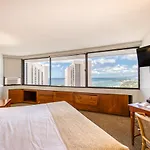 Marina Tower 3402