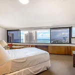 Marina Tower 3201 - 30-Night Minimum