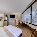 Marina Tower II