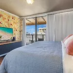 Oceanview Penthouse Suite