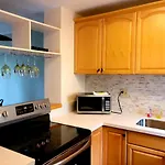 Waikiki 2Br King/King Beds Newly Renovated