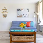Cozy Waikiki Studio At Aqua Aloha Surf