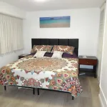 Waikiki 2Br King Beds Short Walk To Convention And Beaches