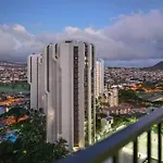 The Whale Suite @Waikiki Banyan