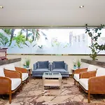 Luana Hotel Walk To The Beach -L512