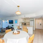 Ilikai Tower 1844 Yacht Harbor View 2Br