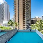 7Th Floor Garden View Condo In Walking Distance To Waikiki Beach Condo