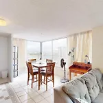 Waikiki Townhouse 1101 - 30 Night Minimum