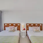 Standard Ocean View Condo - 36Th Floor, Free Parking & Wifi Condo