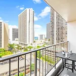 Diamond Head View At Waikiki Sunset With Parking