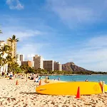 Mountain View Condo, Near Beach, Free Parking!