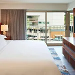 Hilton Grand Vacations Club Hokulani Waikiki Honolulu