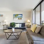 Light & Airy 8Th Floor Ocean View Condo With Lanai Condo