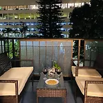 Cozy 2Beds,2Baths, Free Parking At Waikiki Beach