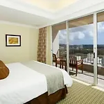 Wyndham Vacation Resorts Royal Garden At Waikiki