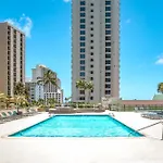Beach Lover\'S Haven, Cozy Condo With Ocean Views And Free Parking