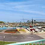Ilikai Hotel