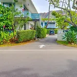 Honolulu Vacation Rental Walk To Beaches