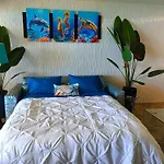 Waikiki Beach Tower