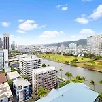 Chic Boutique Hotel And Upgraded Rg