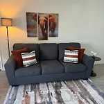 1414- Heart Of Waikiki With Kitchen - Free Parking - City View