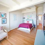 Breezy Honolulu Home Rental Ocean And Skyline Views