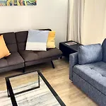 Free Parking, Pool, Sauna, Spa, Wifi, Bbq, Ac - Waikiki Banyan