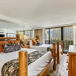 Castle Bamboo Waikiki Hotel
