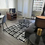 1508- Heart Of Waikiki With Kitchen-Free Parking-King Bed-Corner Unit