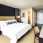 Hotel Renew
