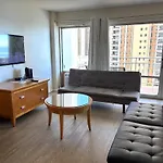 Ilikai Apt 1042 - Spacious Studio With Ocean-Lagoon Views