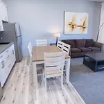 Waikiki Banyan Condo Located One Block From Waikiki Beach! Condo
