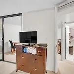 Chic Dt Honolulu Executive Condo Condo