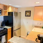 Ilikai Apt 2127 - Spacious Studio With Spectacular Ocean & Harbor Views